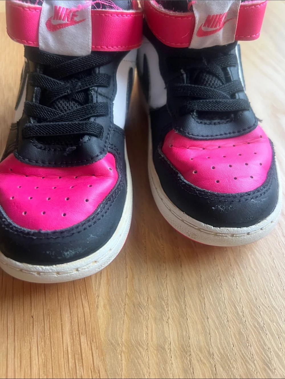 Nike Kids Mid-Top Sneakers in Pink, Black & White